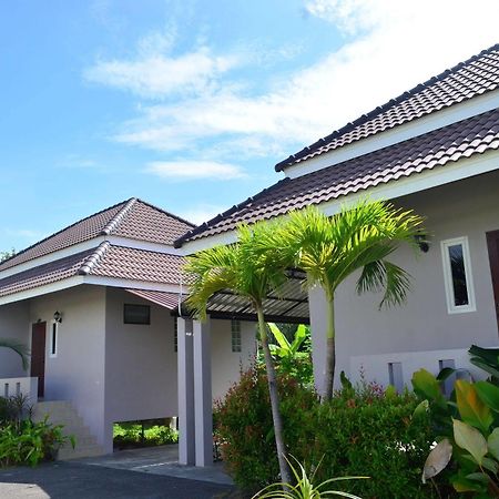 Baansuan Rimnam Resort 甲米 外观 照片