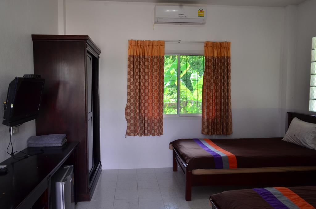 Baansuan Rimnam Resort 甲米 外观 照片