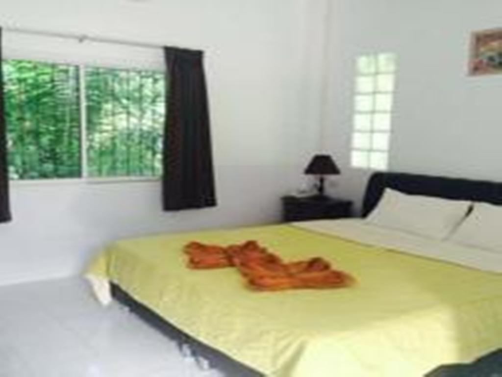 Baansuan Rimnam Resort 甲米 外观 照片