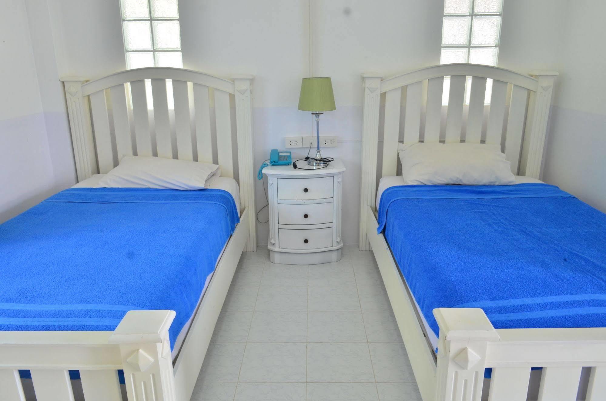 Baansuan Rimnam Resort 甲米 外观 照片